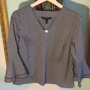 White House, Black Market top